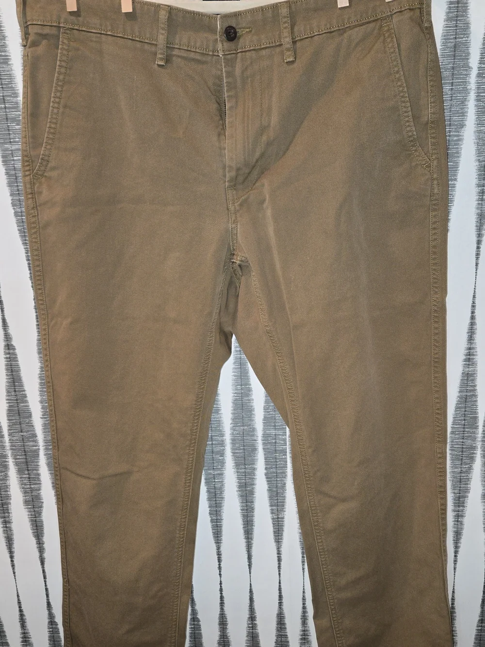 Levi’s Two Horse Brand Men’s Khaki Brown Chino Pants Straight Leg Size 34x34